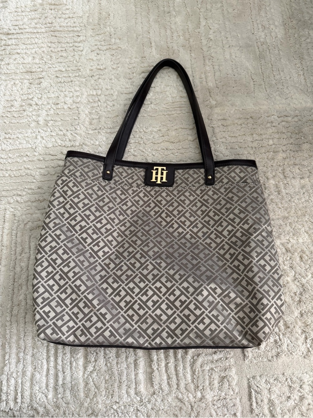 Tommy Hilfiger monogram jacquard tote bag